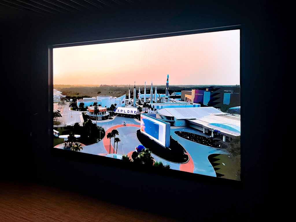 Hines NY LED video wall