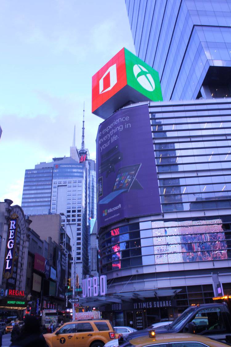 SNA Microsoft Cube 11 Times Square 3